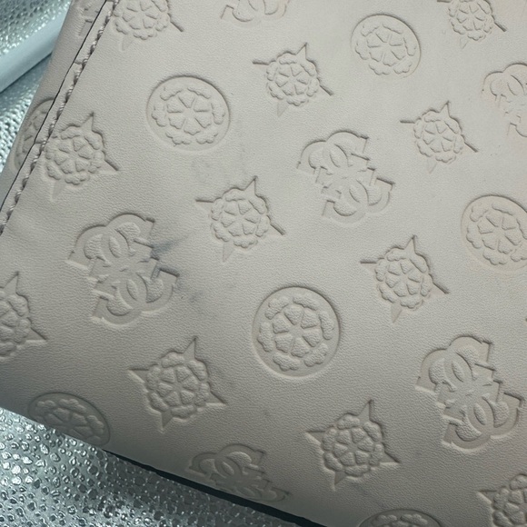 GUESS Logo Love Satchel NWT - Picture 8 of 10